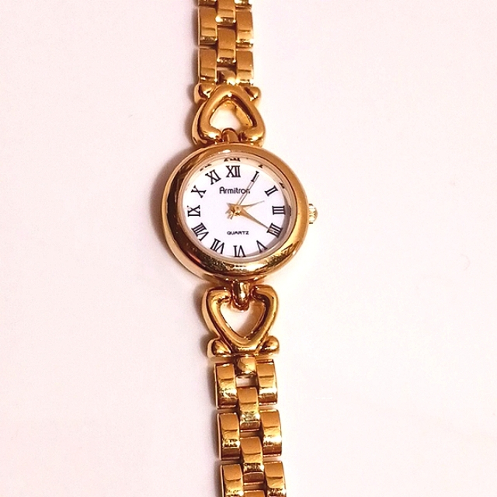 Beautiful! ARMITRON ⚜️ Women's Watch Gold & Silver Reversible Bracelet Band ⚜️